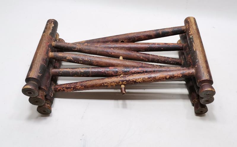 OSMANLI DÖNEMİ KÖK BOYALI AHŞAP SOFRA SİNİ ALTLIĞI