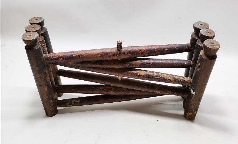 OSMANLI DÖNEMİ KÖK BOYALI AHŞAP SOFRA SİNİ ALTLIĞI