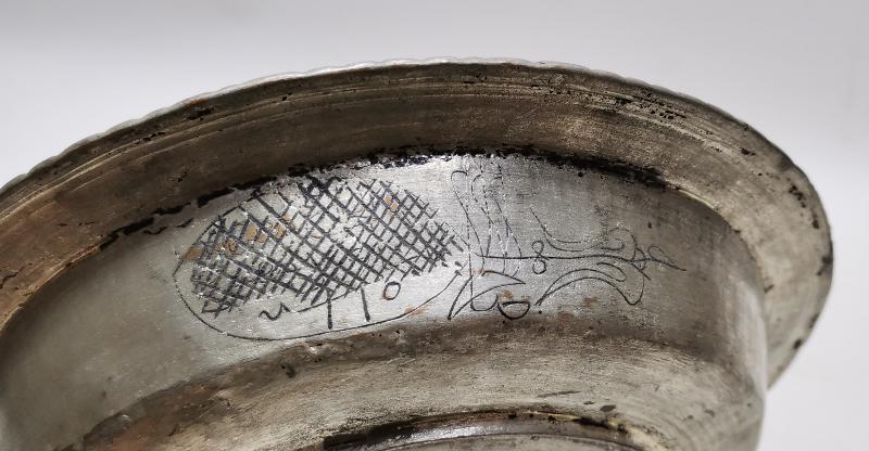 OSMANLI DÖNEMİ ÜZERİNDE 5 ADET YAZI BULUNAN ÇOK NADİR YENİÇERİ BAKIR TABAK