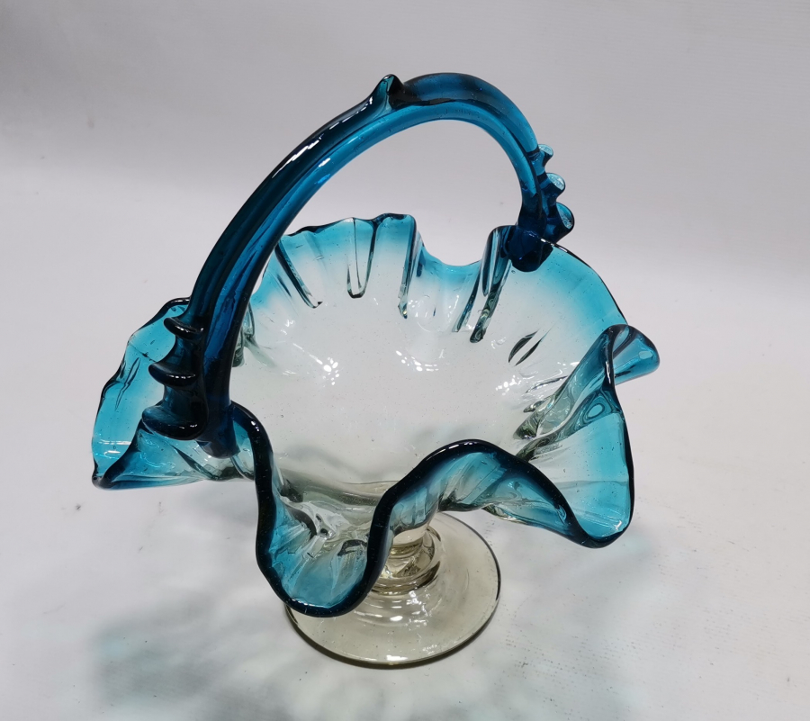 ANTİKA KOPARMA İŞÇİLİKLİ CAM BAYRAM ŞEKERLİĞİ