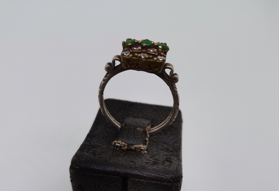 HÜRREM MODEL TAŞLI YÜZÜK