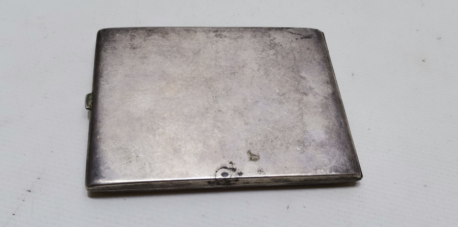 MİNE İŞÇİLİKLİ ANTİKA GÜMÜŞ SİGARA TABAKASI