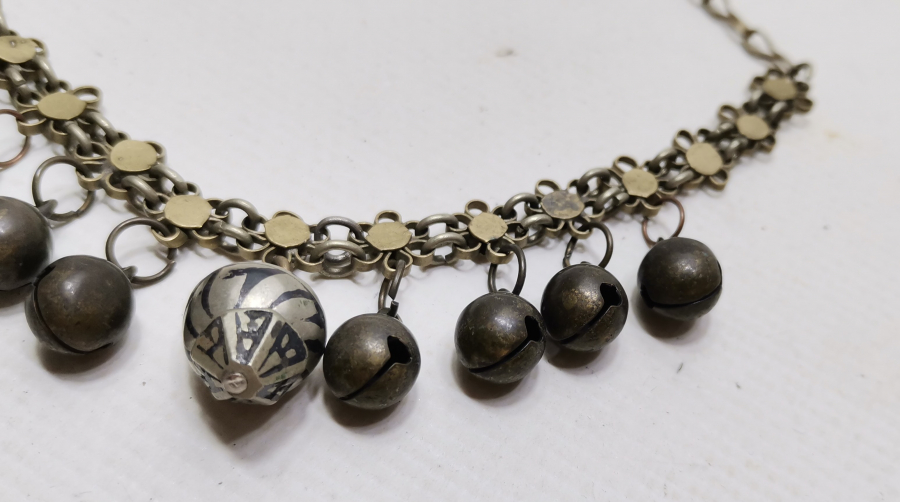 OSMANLI DÖNEMİ SAVATLI GÜMÜŞ APLİKLİ GERDANLIK