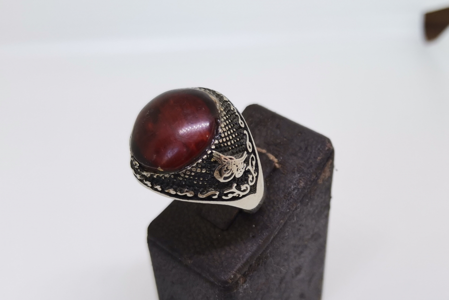 SIKMA KEHRİBAR TAŞLI GÜMÜŞ YÜZÜK