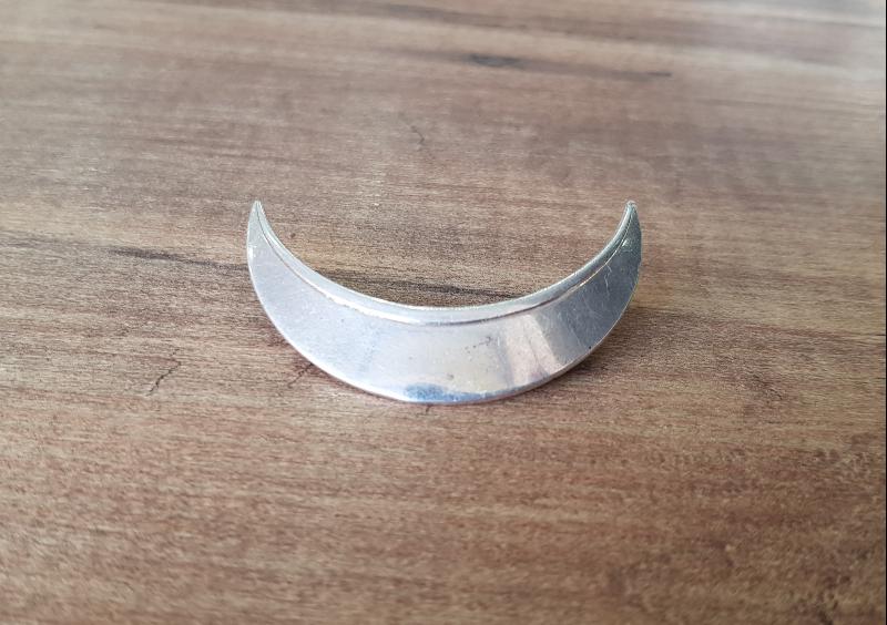 1. DÜNYA SAVAŞI DÖNEMİ ÇOK NADİR HİLAL FORMLU GÜMÜŞ OSMANLI SUBAY KALPAK KOKARTI