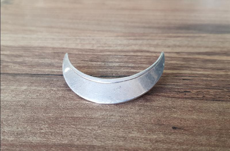 1. DÜNYA SAVAŞI DÖNEMİ ÇOK NADİR HİLAL FORMLU GÜMÜŞ OSMANLI SUBAY KALPAK KOKARTI