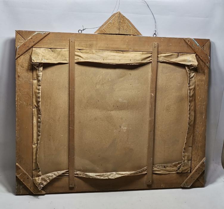 1925 TARİHLİ VE KETEBELİ, ÜZERİNDE SECDE AYETİ YAZILI İPEK DUVAR PANOSU