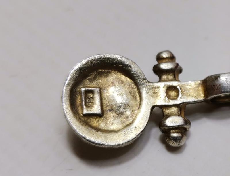 ANTİKA HAÇ FORMLU İNCİLİ GÜMÜŞ KOLYE UCU