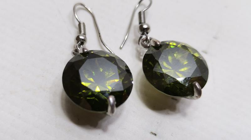 ANTİKA PERİDOT TAŞLI GÜMÜŞ KÜPE 