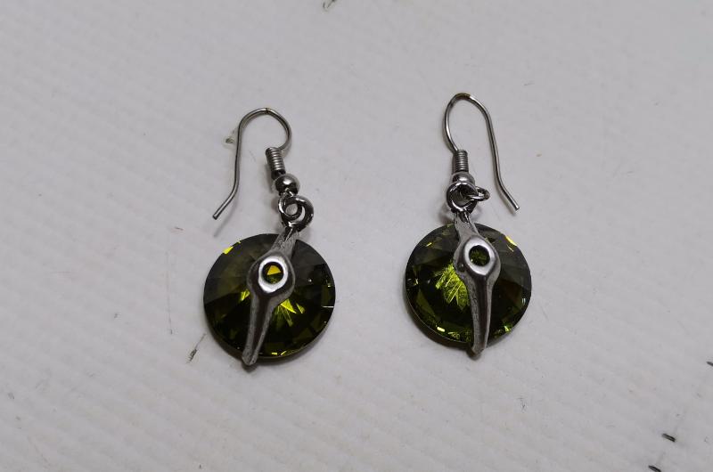 ANTİKA PERİDOT TAŞLI GÜMÜŞ KÜPE 