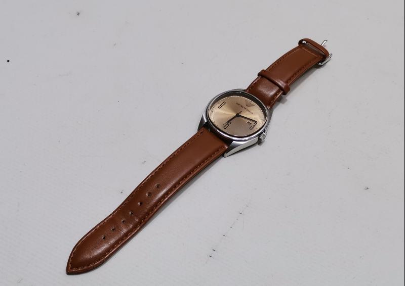 EMPERIO ARMANI AR-0310 ERKEK KOL SAATİ 