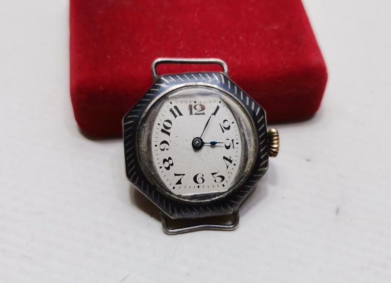 OSMANLI DÖNEMİ LEVANTEN İŞİ SAVATLI GÜMÜŞ BAYAN KOL SAATİ 