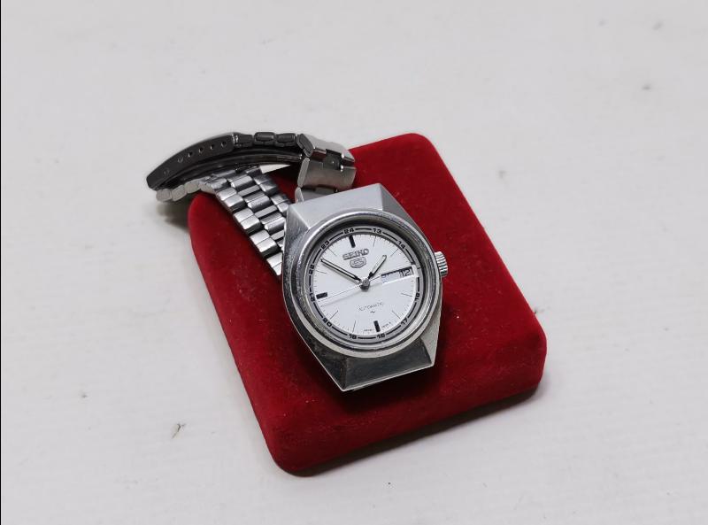 SEIKO5 OTOMATİK BAYAN KOL SAATİ 