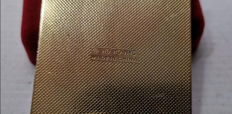 ÜÇ ADET LİONS KULÜBÜ ROZETİ 