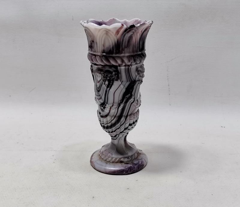 19. YÜZYIL ŞARAP TANRISI DIONYSOS RESİMLİ NADİR FORMDA OPAL VAZO