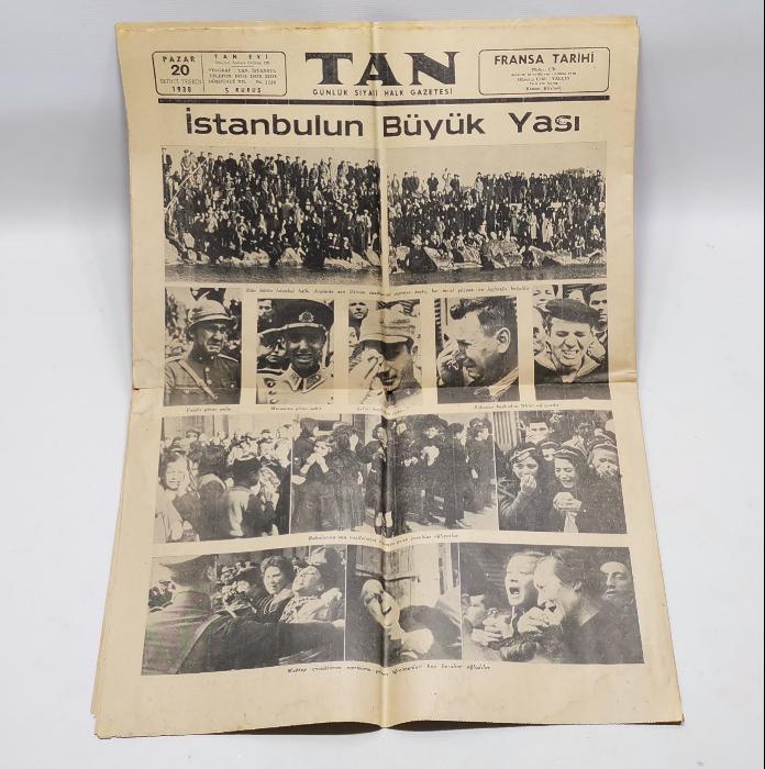 20 KASIM 1938 TARİHLİ ATATÜRK'ÜN VEFAT VE YAS HABERLERİ KONULU TAN GAZETESİ