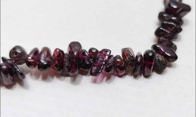 ANTİKA LAL TAŞI KOLYE