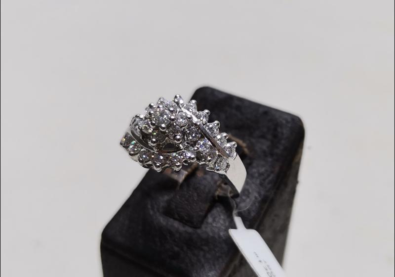 ANTİKA PIRLANTA YÜZÜK