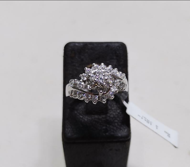 ANTİKA PIRLANTA YÜZÜK