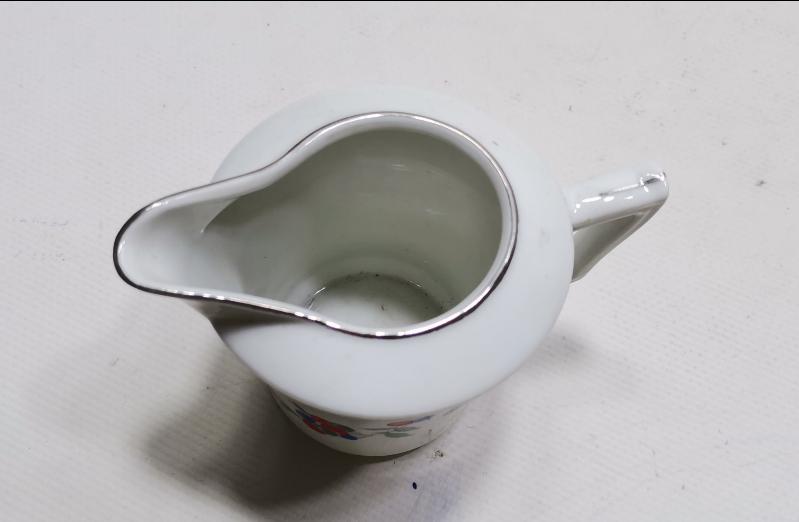 BAZAR DU LEVANT PORSELEN SÜTLÜK