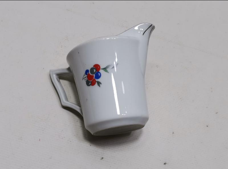 BAZAR DU LEVANT PORSELEN SÜTLÜK