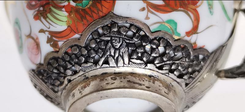 ESKİ JAPON İŞİ GÜMÜŞ & PORSELEN SAKE FİNCANI