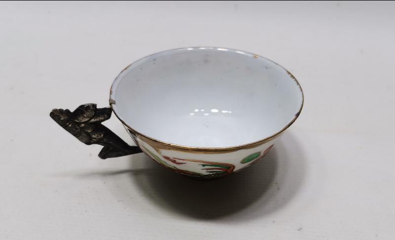 ESKİ JAPON İŞİ GÜMÜŞ & PORSELEN SAKE FİNCANI