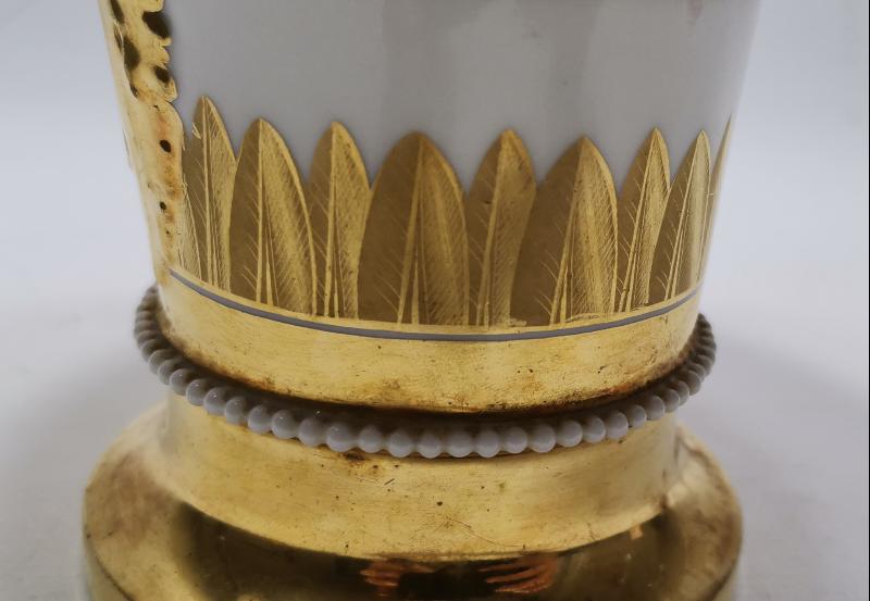 MIZIKAYI HUMAYUN VE SFİNKS GÖRSELLİ ALTIN YALDIZLI SEVRES VAZO