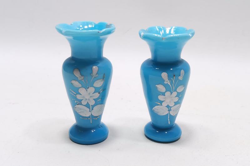 OSMANLI DÖNEMİ BİR ÇİFT MİNELİ KOPARMA MAVİ OPAL VAZO