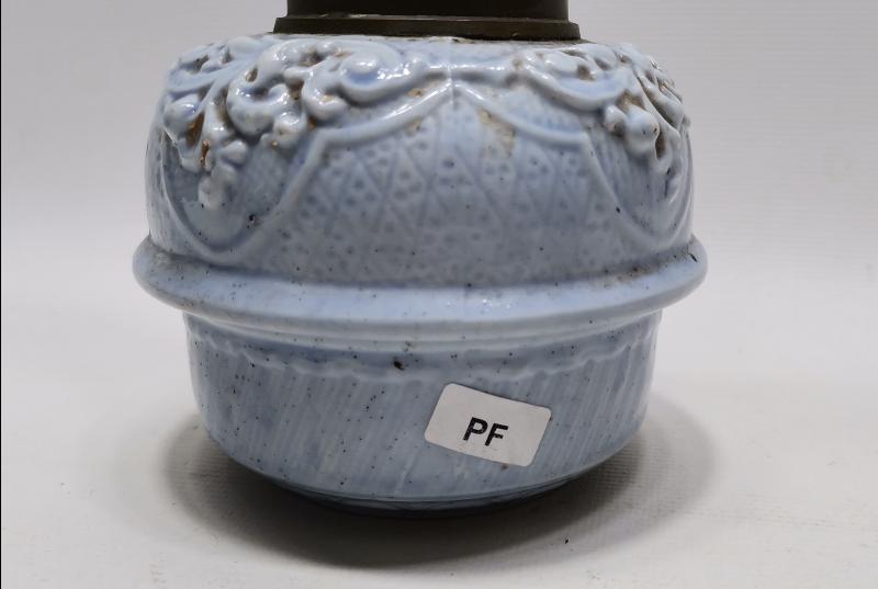 OSMANLI DÖNEMİ FARKLI FORMDA PORSELEN LAMBA