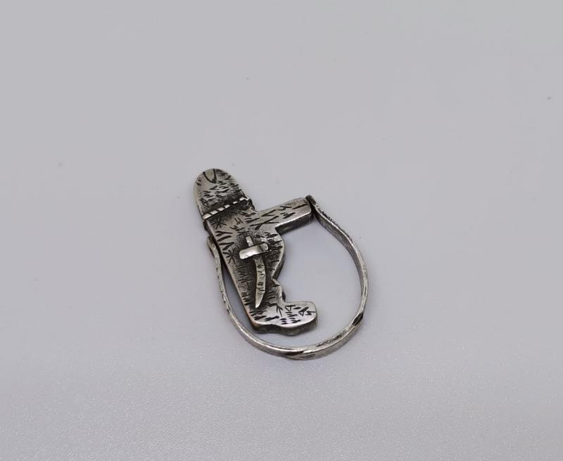 OSMANLI DÖNEMİ ANADOLU KAPLANI FORMLU TEKKE İŞİ GÜMÜŞ YÜZÜK