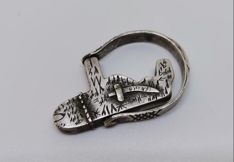 OSMANLI DÖNEMİ ANADOLU KAPLANI FORMLU TEKKE İŞİ GÜMÜŞ YÜZÜK