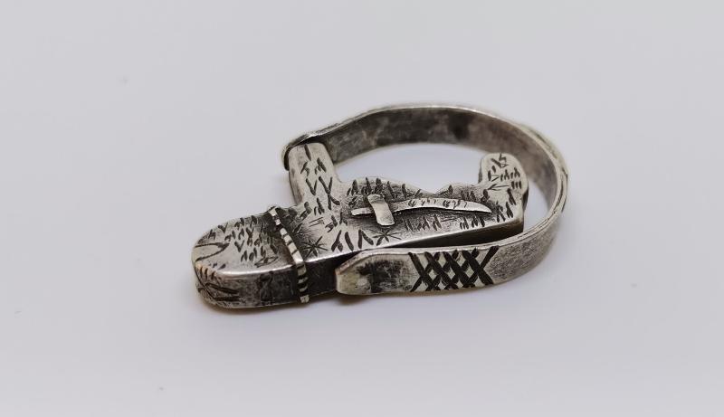 OSMANLI DÖNEMİ ANADOLU KAPLANI FORMLU TEKKE İŞİ GÜMÜŞ YÜZÜK