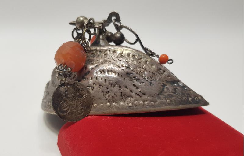 OSMANLI DÖNEMİ ÇOK NADİR DAMGALI VE KUŞ APLİKELİ GÜMÜŞ TOPUK TAŞI ALETİ