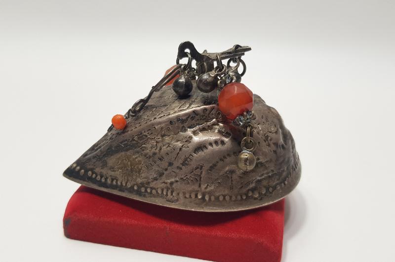 OSMANLI DÖNEMİ ÇOK NADİR DAMGALI VE KUŞ APLİKELİ GÜMÜŞ TOPUK TAŞI ALETİ