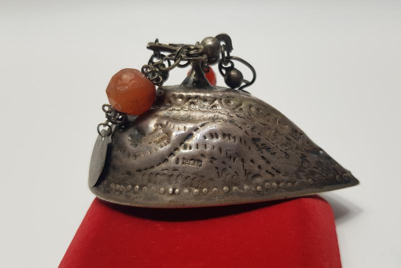 OSMANLI DÖNEMİ ÇOK NADİR DAMGALI VE KUŞ APLİKELİ GÜMÜŞ TOPUK TAŞI ALETİ