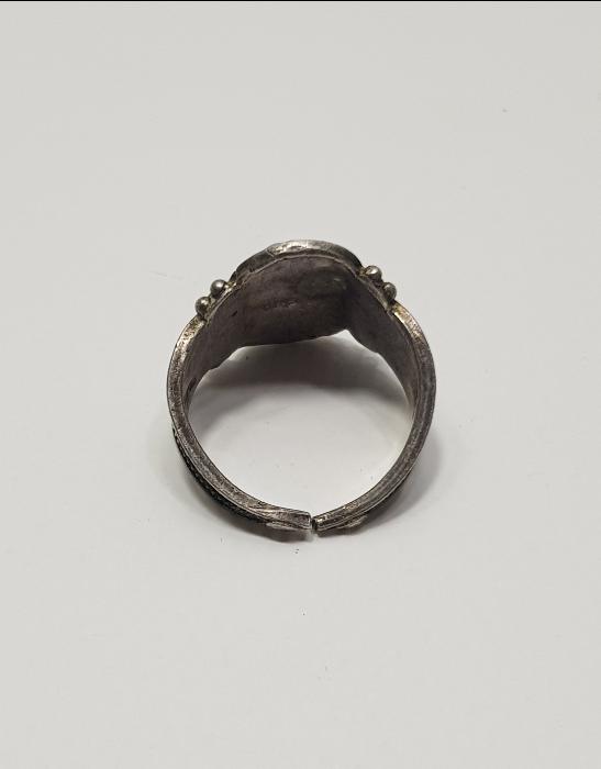 TÜRKUAZ TAŞLI OTANTİK GÜMÜŞ YÜZÜK