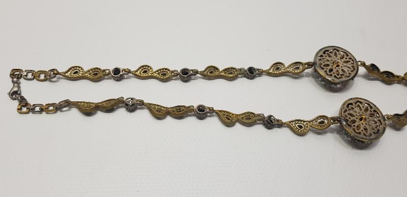 ÜZERİ DOĞAL TAŞLARLA SÜSLÜ ÖZEL DİZAYN GÜMÜŞ GERDANLIK