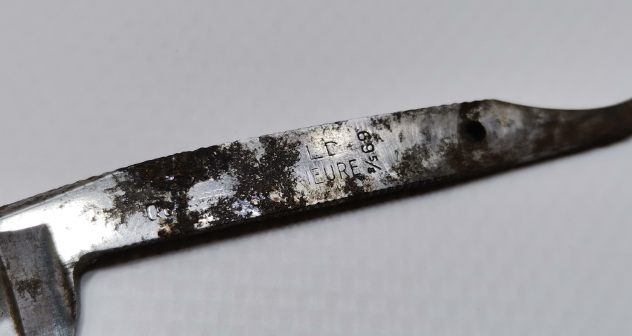 ANTİKA BERBER USTURASI PARÇASI