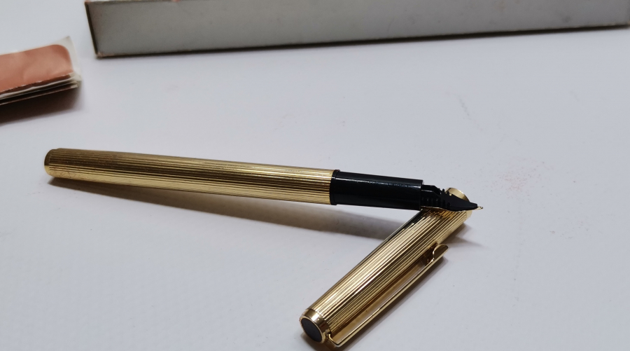 ORJİNAL KUTUSUNDA ALTIN KAPLAMA SHEAFFER DOLMA KALEM