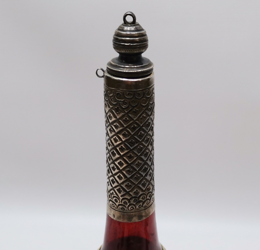 OSMANLI DÖNEMİ GÜMÜŞ APLİKLİ KOPARMA CAM GÜLEBDAN