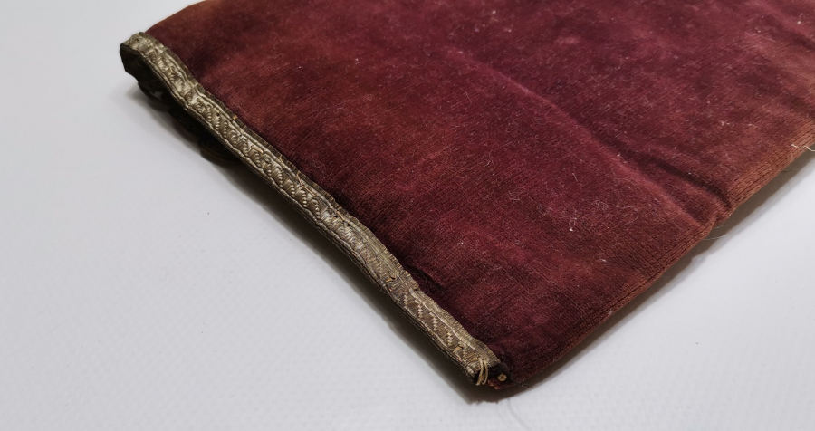 OSMANLI DÖNEMİ SIRMA İŞÇİLİKLİ NADİR KUR'AN-I KERİM KABI