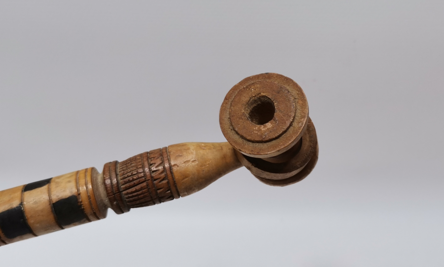 SİVAS CEZAEVİ HATIRASI AHŞAPTAN MAMUL DEV BOYDA SİGARA AĞIZLIĞI