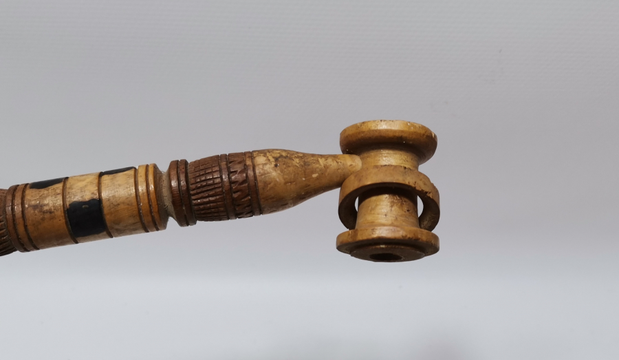 SİVAS CEZAEVİ HATIRASI AHŞAPTAN MAMUL DEV BOYDA SİGARA AĞIZLIĞI