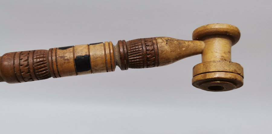 SİVAS CEZAEVİ HATIRASI AHŞAPTAN MAMUL DEV BOYDA SİGARA AĞIZLIĞI