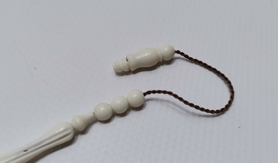 İMAMESİ İŞLEMELİ KEMİKTEN MAMUL TESPİH