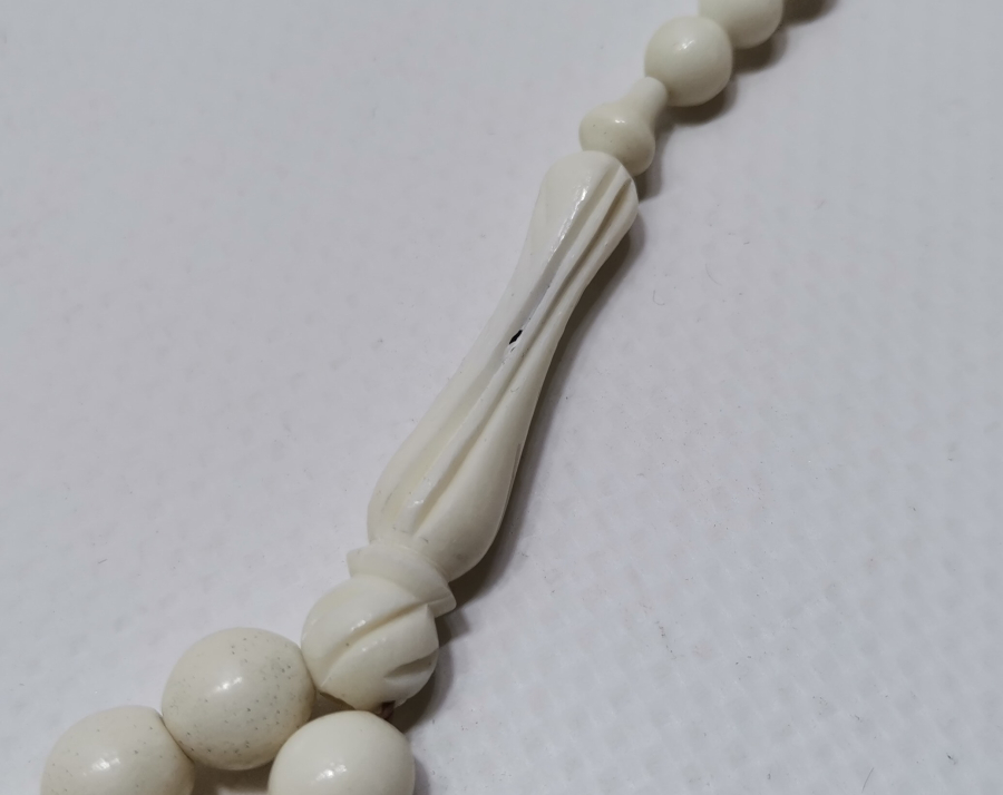 İMAMESİ İŞLEMELİ KEMİKTEN MAMUL TESPİH