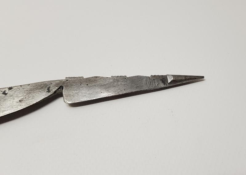 ANTİKA FARKLI FORMDA ZIRH DELİCİ KAMA