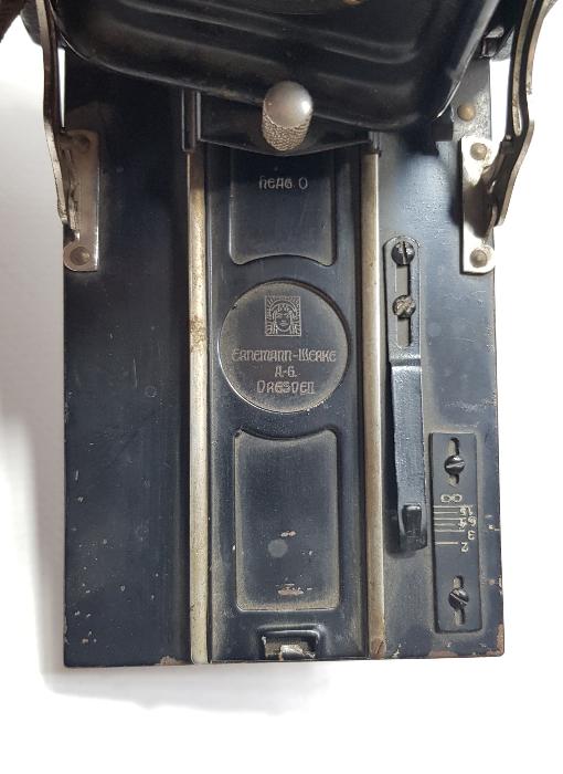 ANTİKA KÖRÜKLÜ FOTOĞRAF MAKİNESİ