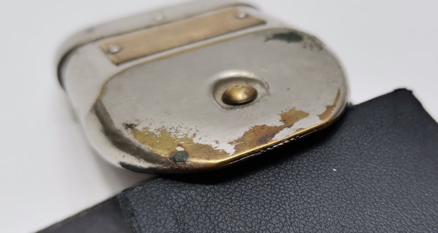 İÇİNDE TOZ KAV BULUNAN  ÇOK NADİR ASKERİ KAV ÇAKMAĞI - ÇOK NADİR AVRUPA KAV ÇAKMAĞI